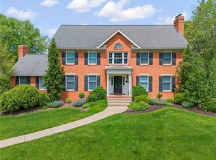 157 Thousand Oaks Dr, Pittsburgh, PA 15241