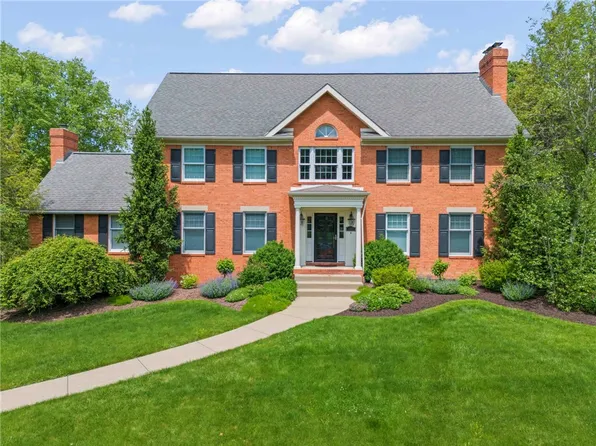 157 Thousand Oaks Dr, Pittsburgh, PA 15241