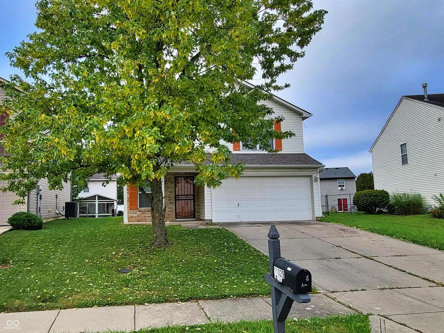 4 bed, 2.5 bath, 1752 sqft, $1,950 — Photo 2