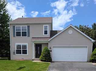 655 Bluebill Ln, Genoa City, WI 53128
