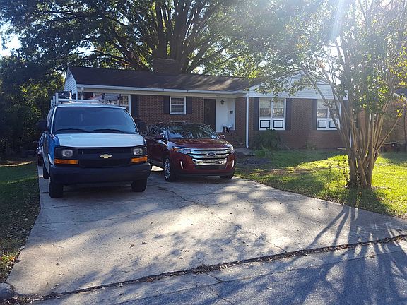 3rd image of 3005 W Cornwallis Dr