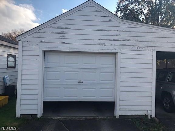 2nd image of 2029 Medford Ave