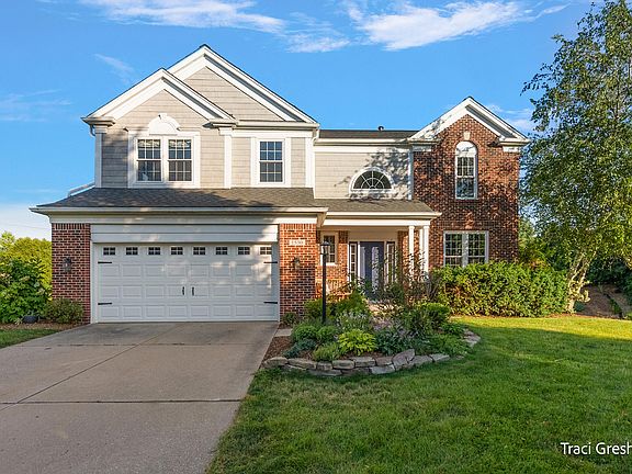 2nd image of 1530 Crystal Valley Ct SE