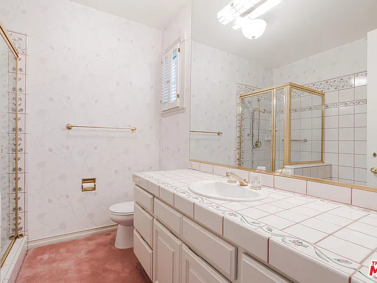 604 N Linden Dr — Photo 22