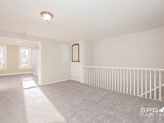 5th image of 630 Salem Ave #2