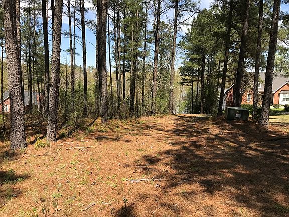 3rd image of 814 Eagles Harbor Dr