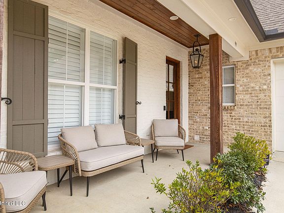 5th image of 99 Harbor View Dr