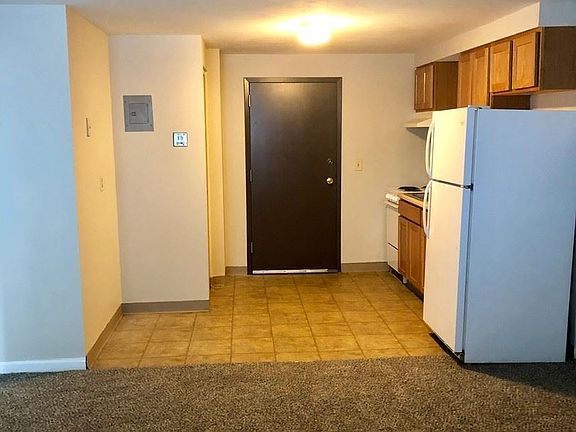 5th image of 320 N Midler Ave #7