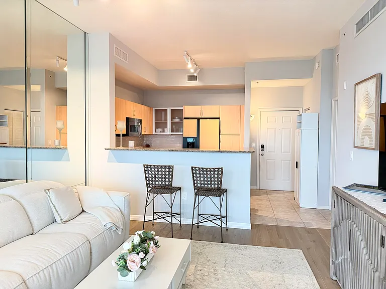 804 E Windward Way #Penthouse 15 — Photo 20