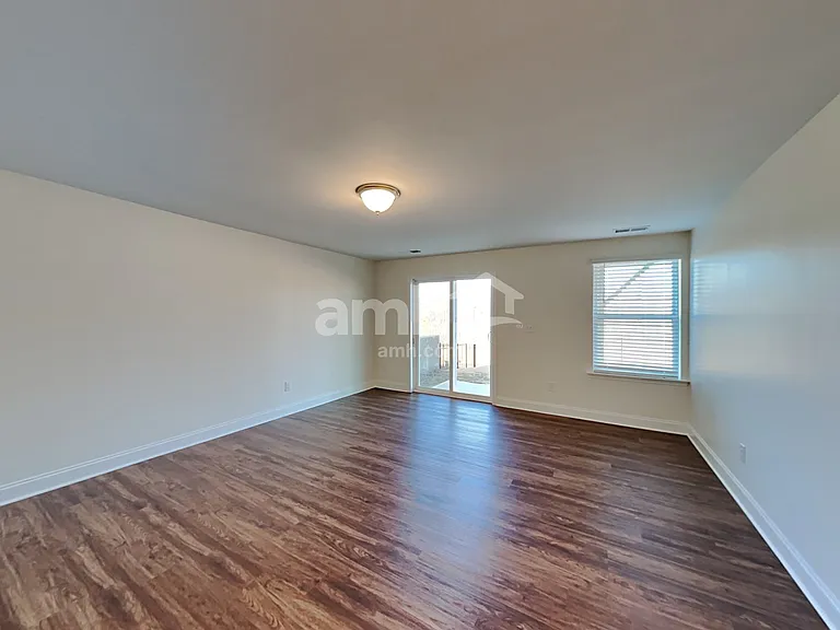 158 Larragan Dr — Photo 33