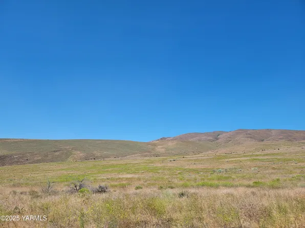 Nka Wenas View Dr, Selah, WA 98942