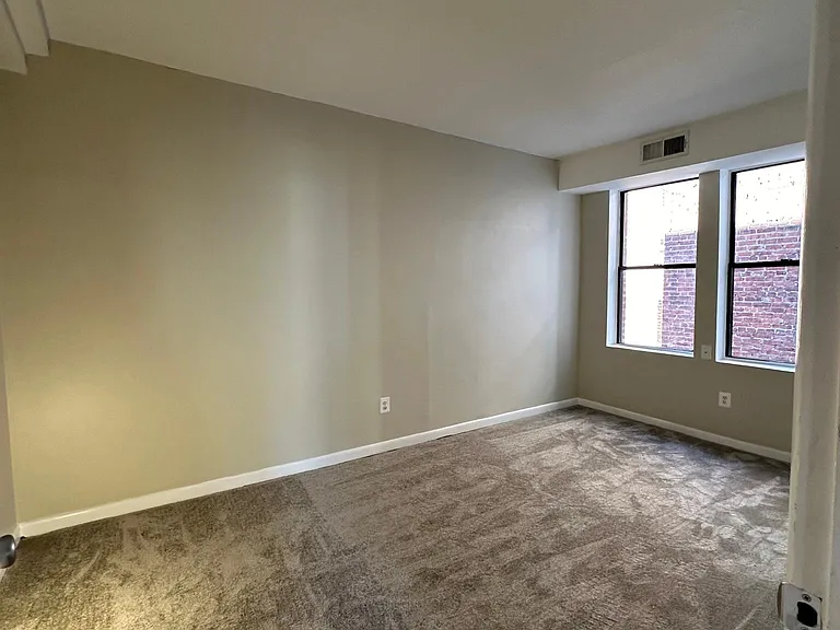 1420 Chapin St NW #302 — Photo 8