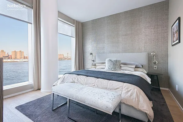 Sold by Sotheby's International Realty | media 19