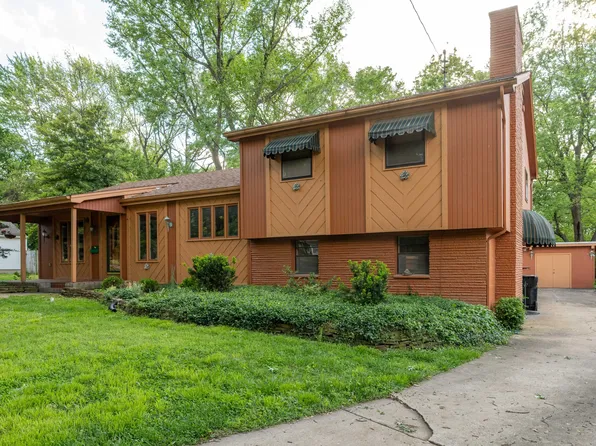 1857 S Holland Avenue, Springfield, MO 65807