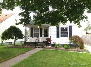 23713 Normandy Ave, Eastpointe, MI 48021