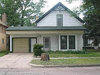 1st image of 602 S 7th St
