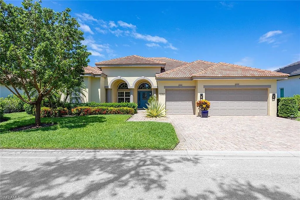 4 bed, 3.0 bath, 2609 sqft, $13,000 — Photo 2