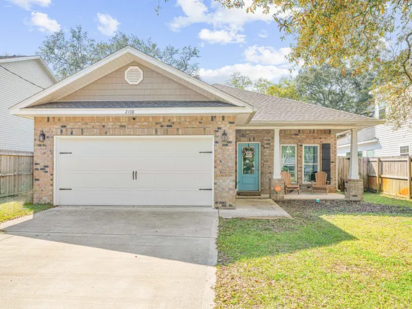 2108 Bayshore Dr, Niceville, FL 32578