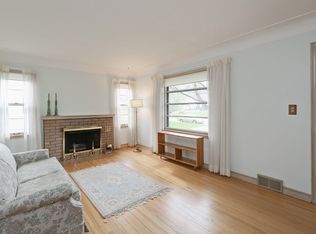 1927 Glen Paul Ave, Arden Hills, MN 55112