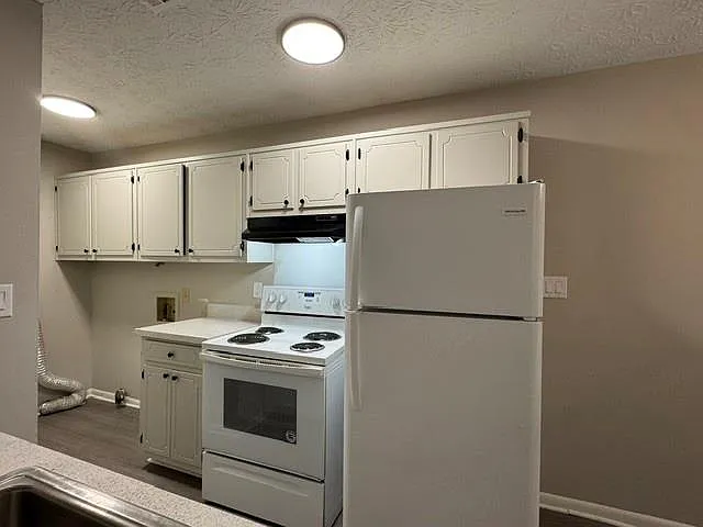 662 Bellemeade Dr SW #D — Photo 7