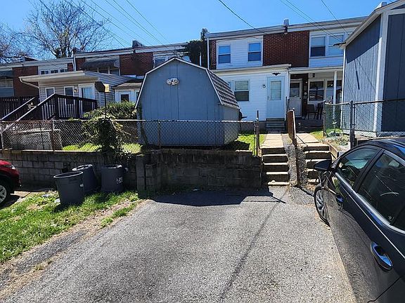 3rd image of 2760 Yarnall Rd
