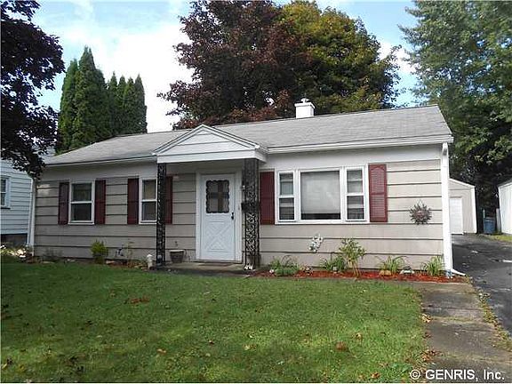 3rd image of 236 Fort Hill Ave