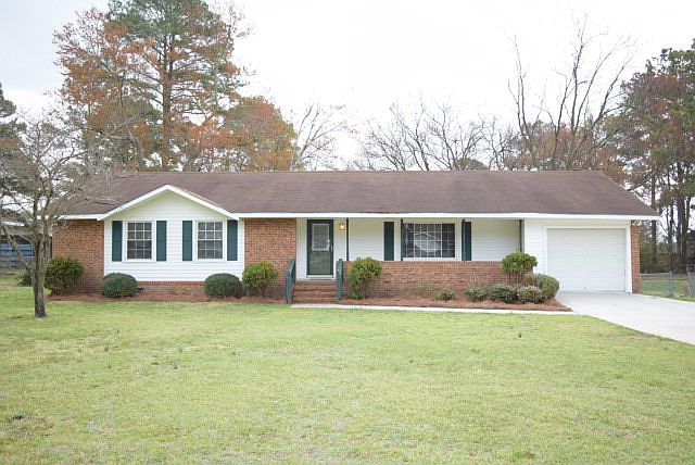 1st image of 208 Worth Dr