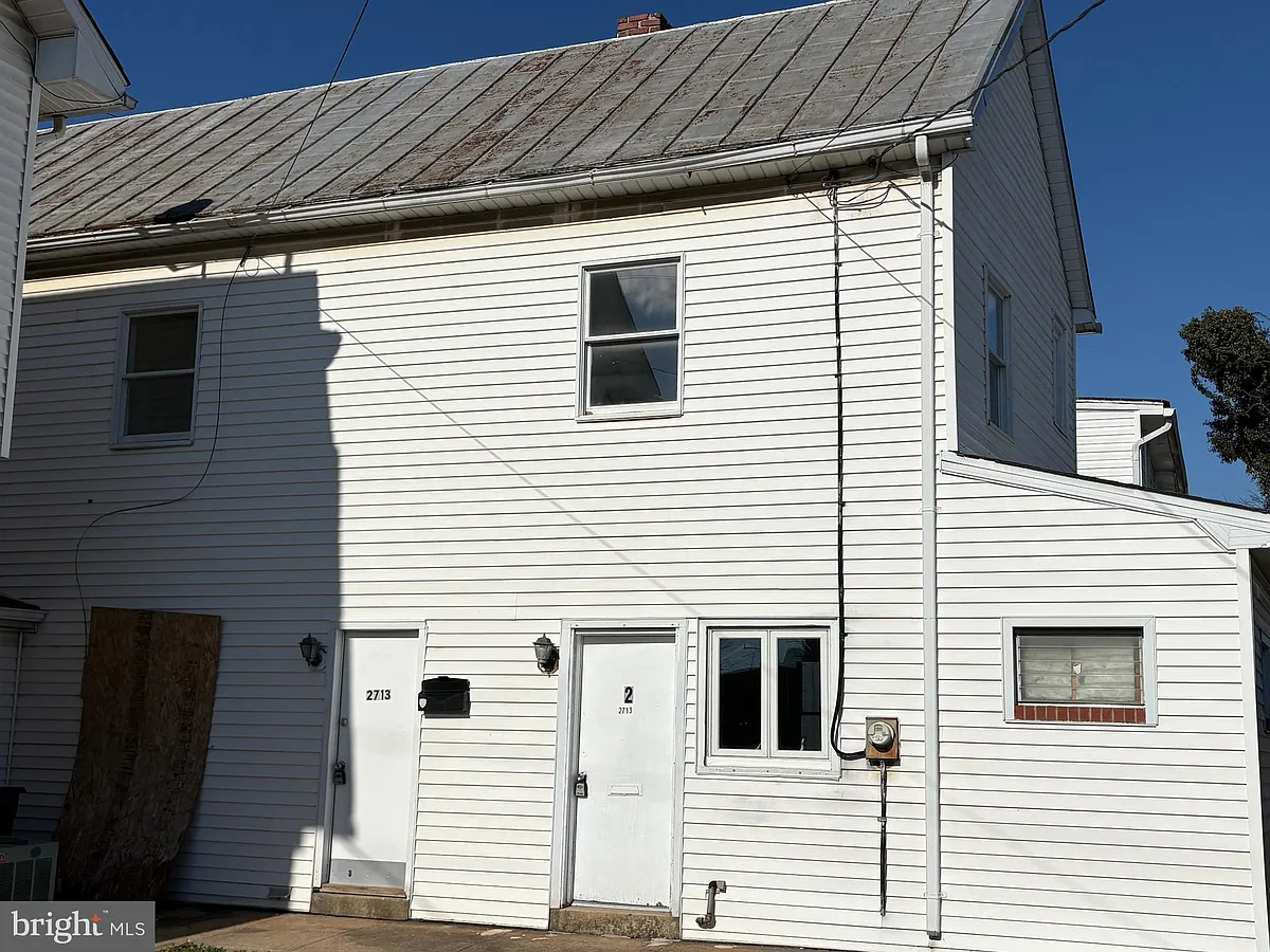 Building Photo - 2713 Hammonds Ferry Rd