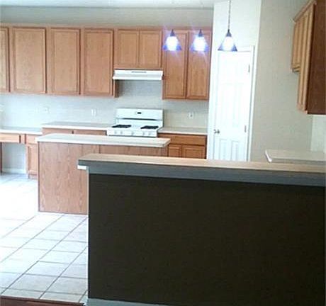 3rd image of 19727 Golden Willow Dr
