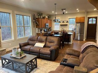 (Undisclosed Address), Dawsonville, GA 30534