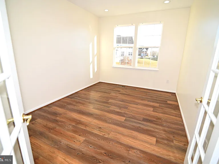 7001 Chaptico Ct — Photo 26