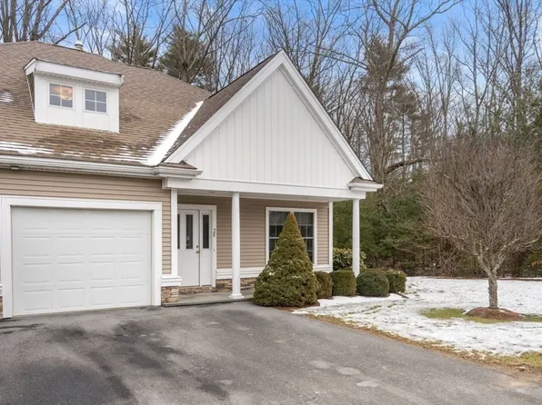 28 Leanne Way, Franklin, MA 02038