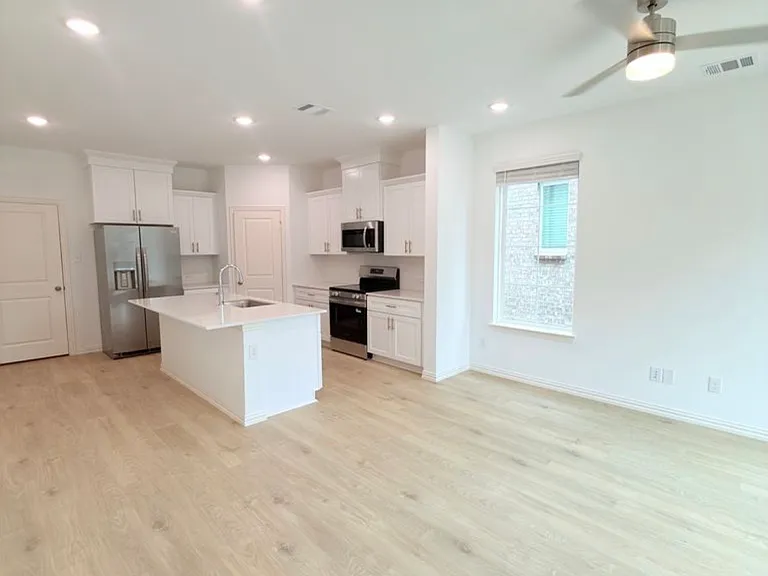 5328 Springlake Pkwy — Photo 10