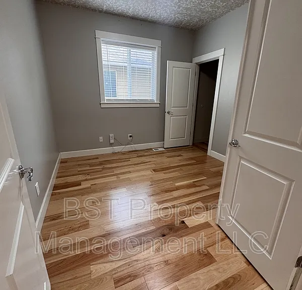 1604 Webb Lake Dr — Photo 10