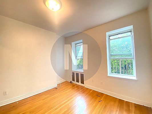 1st image of 161 E 99th St APT 5c