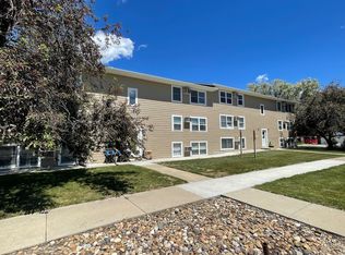 1312 18th St W APT 6, Williston, ND 58801