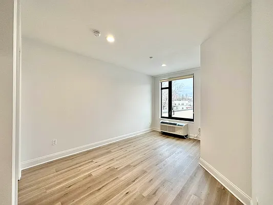Rented by Keller Williams NYC | media 4
