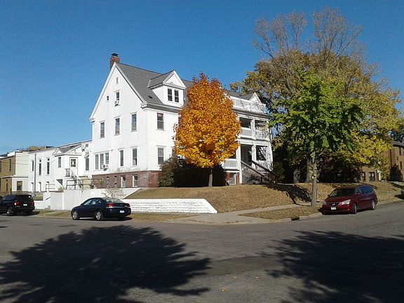 2nd image of 1635 Sherburne Ave APT 16