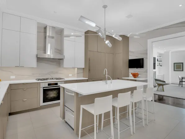 988 5th Avenue image 4 of 13