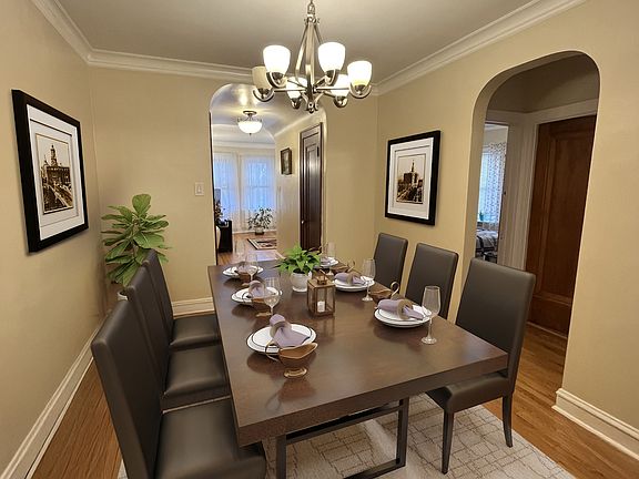 5th image of 2834 N Lockwood Ave