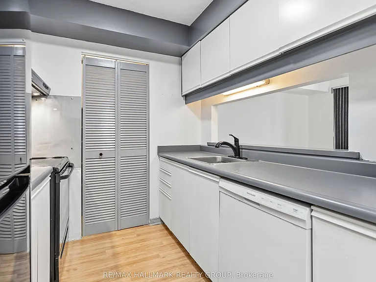 199 Kent St #1602 — Photo 23