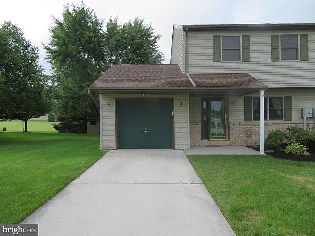1st image of 382 Providence Dr
