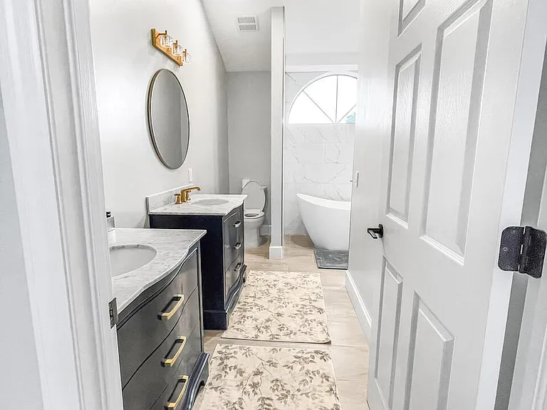 12989 Meadowbreeze Dr — Photo 8