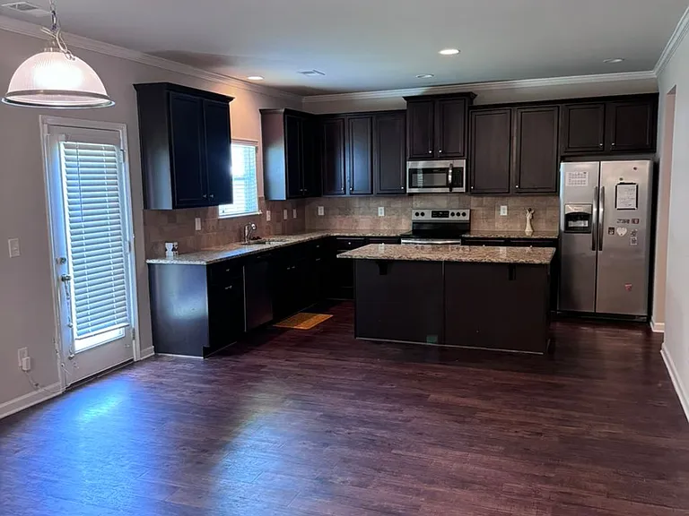 4499 Savannah Dr — Photo 30