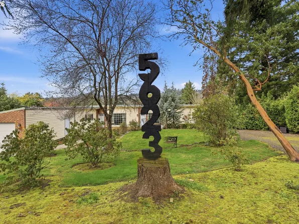 5623 SW Boundary St, Portland, OR 97221