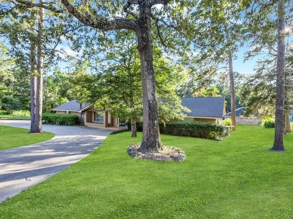 909 Linton Lanier Ln, Jasper, TX 75951