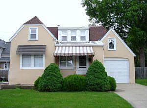 2nd image of 638 Brown Ave