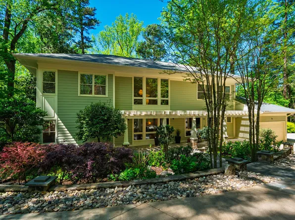 402 Westwood Dr, Chapel Hill, NC 27516