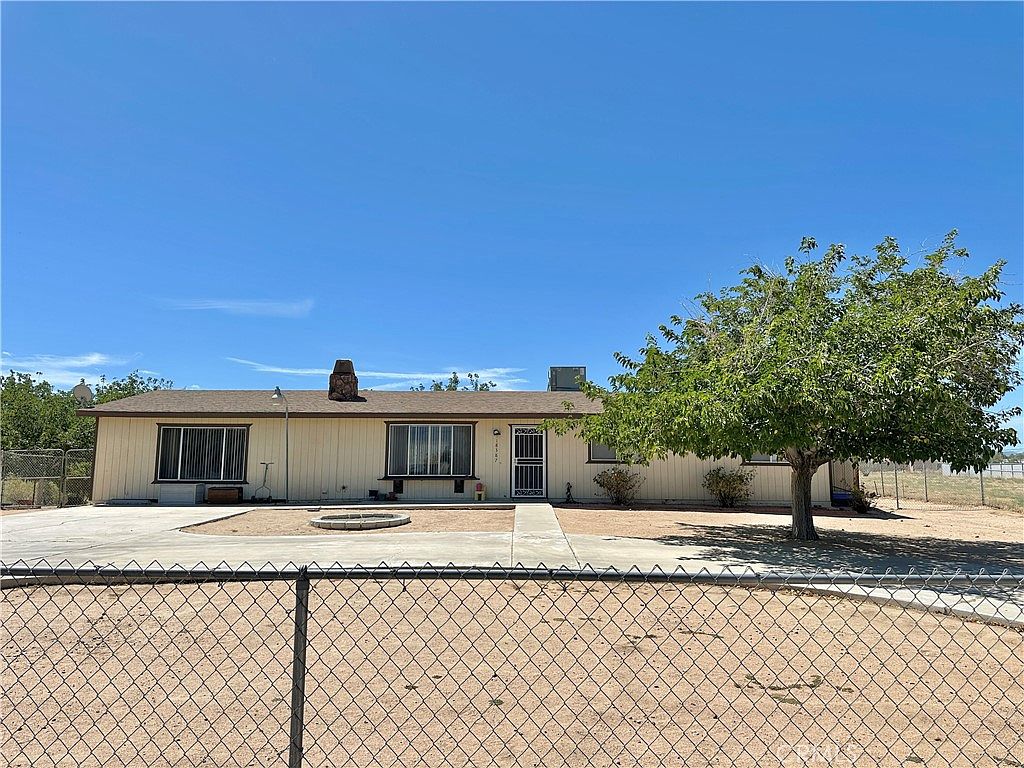 18387 Vine St, Hesperia, CA 92345 | Zillow