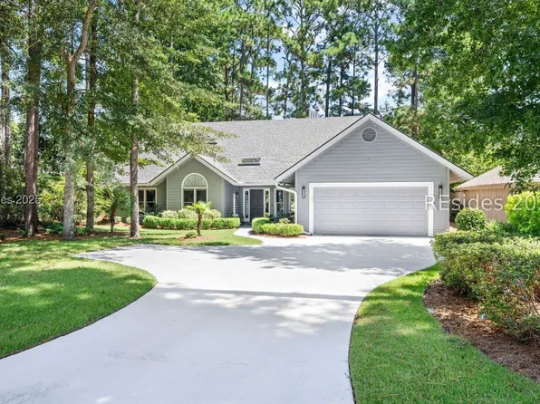 50 Honey Locust Cir, Hilton Head Island, SC 29926